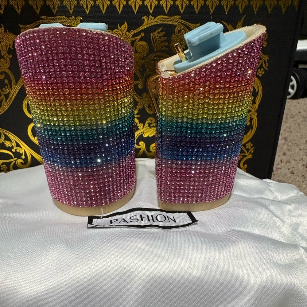 Pashion Footwear Rainbow Rhinestone 4” Block Heel Kit